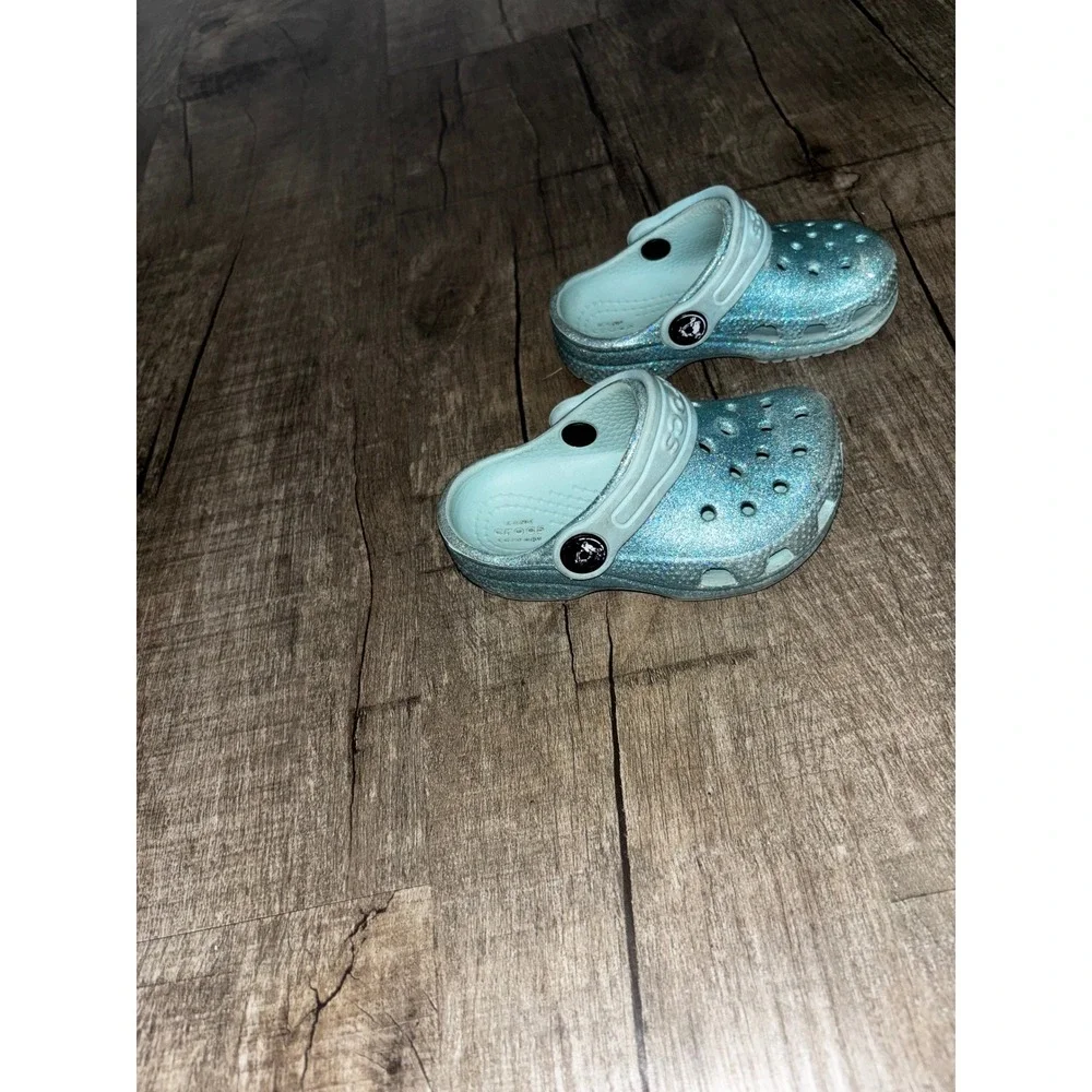 Crocs Kids Classic Glitter Clog Light Blue Sparkle‎ Shoes Size C6
